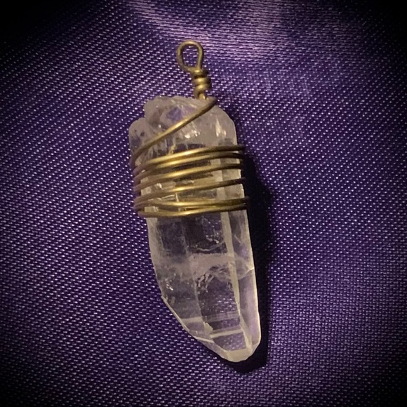 Vintage Quartz Wire Wrapped Pendant - Picture 9 of 14